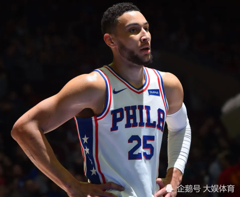 包含76人不敌溜马，西蒙斯再次缺阵影响明显的词条