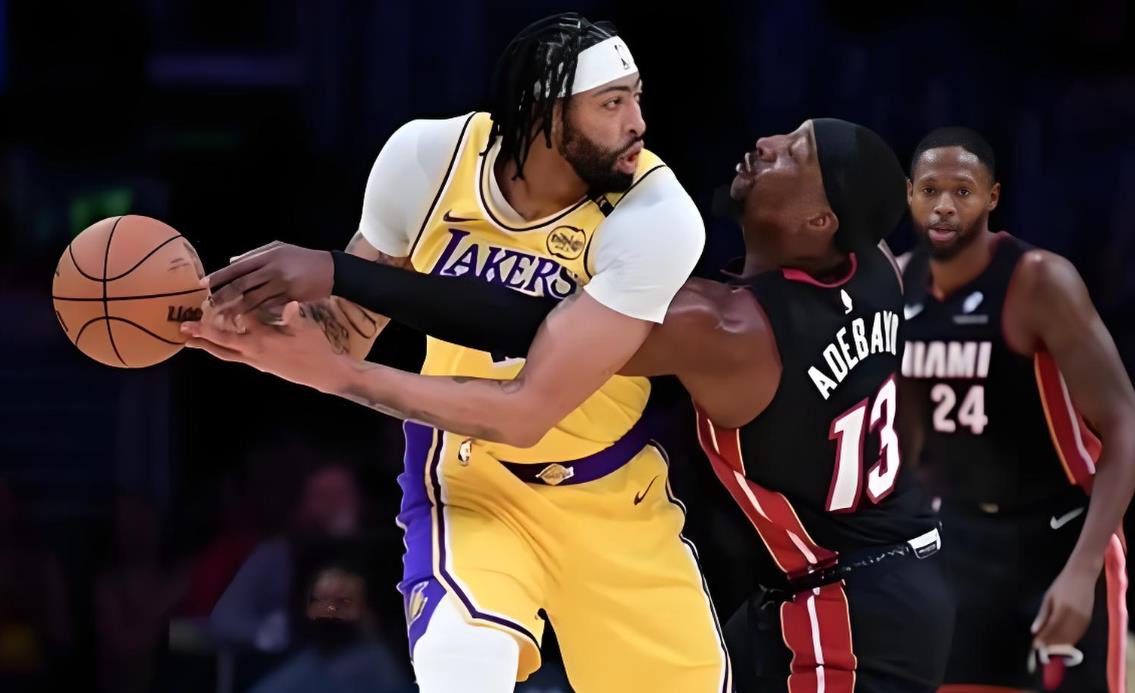 熊猫体育直播-热火队逆转获胜，晋级下一轮比赛