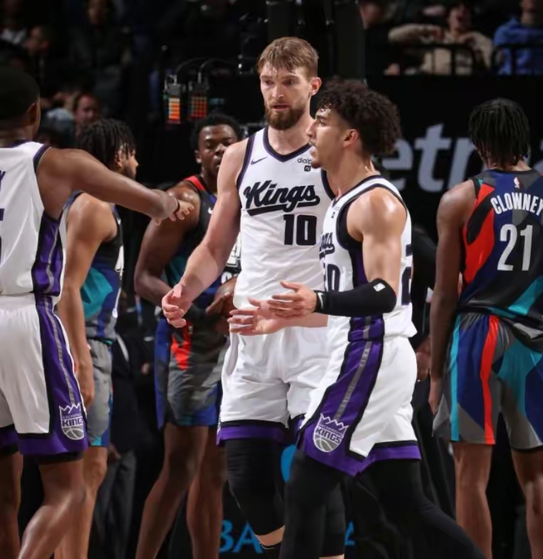 篮网客场胜湖人,保持西部前八 篮网客场胜湖人,保持西部前八