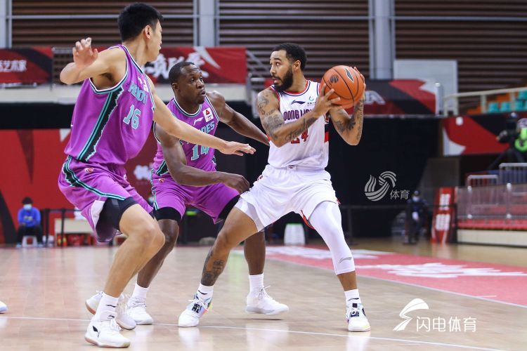 体育赛事直播-法国男篮轻取公牛，哈里斯关键制胜