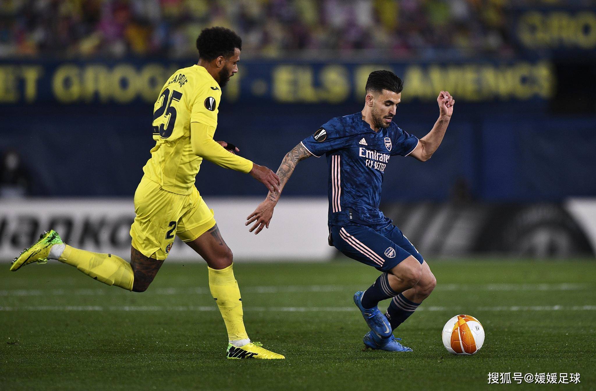 包含比利亚雷亚尔主场力克对手，升至积分榜前列的词条