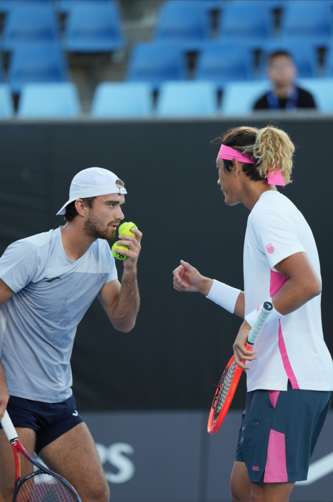 熊猫直播官网-包含澳大利亚网球队逆转日本网球队，瓦林卡完成帽子戏法的词条