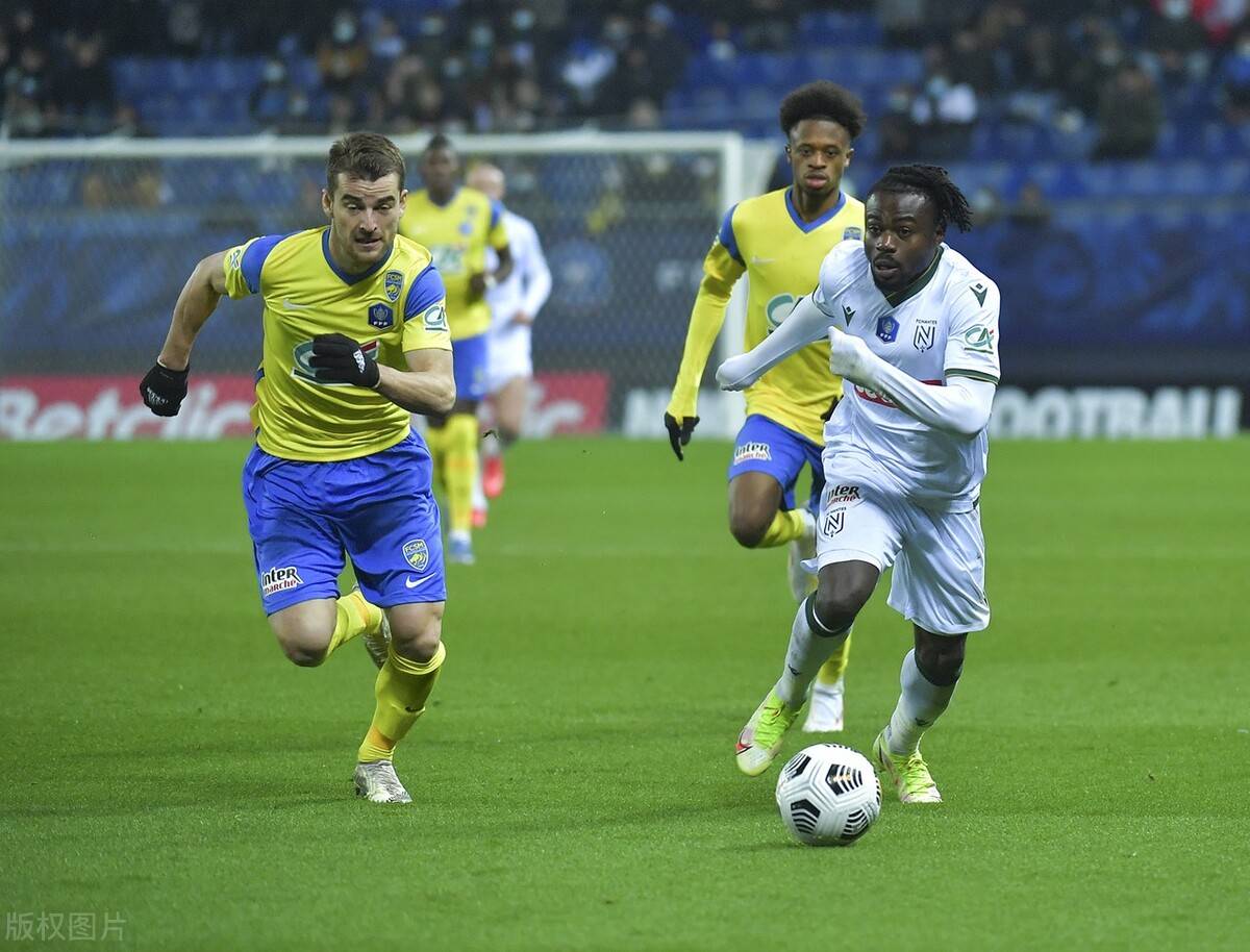 关于图卢兹主场险胜特鲁瓦，挽回颓势的信息